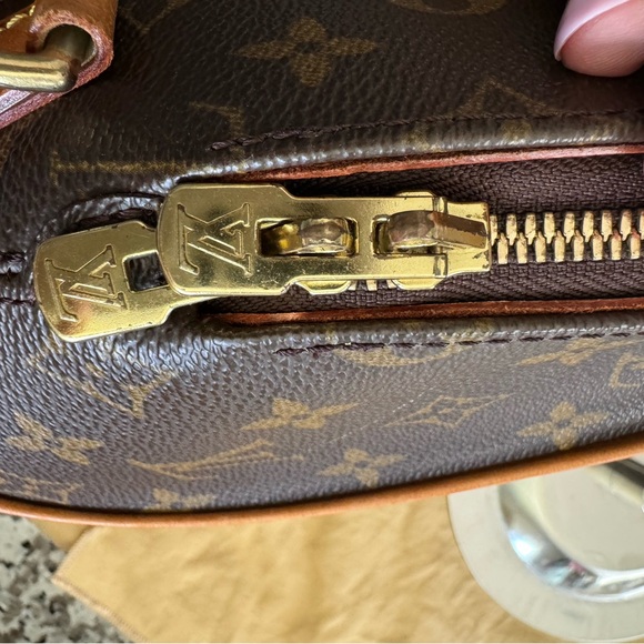 Louis Vuitton Backpack - Picture 7 of 14